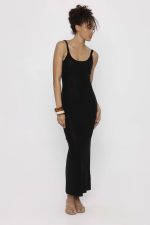 Mind Matter Αμάνικο Πλεκτό Μάξι Φόρεμα με Λεπτές Τιράντες και Άνοιγμα στο Πίσω Μέρος XENIA - Image 2