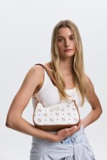 Mona White Nolah - Image 6